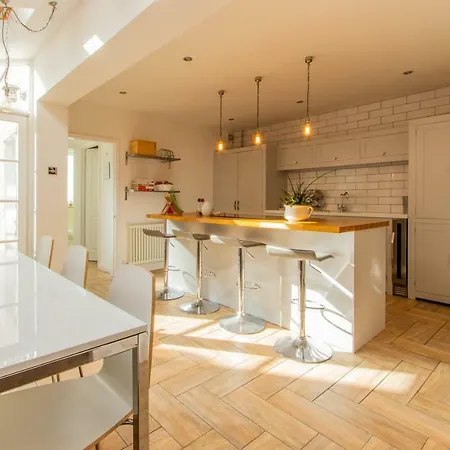 Вилла 39 Hamilton Street Кардифф Экстерьер фото